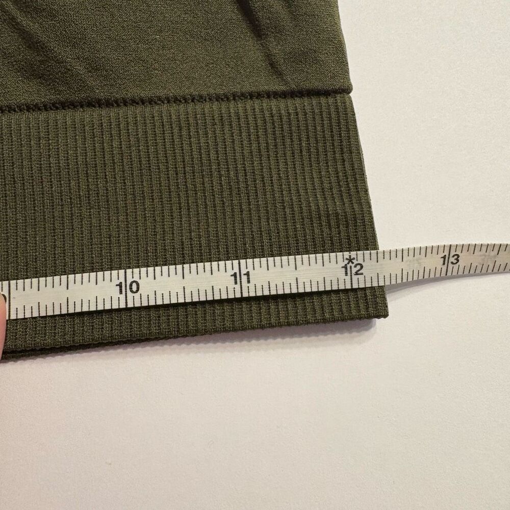 Victoria’s Secret Pink Olive Green Seamless Workout Tights and Sports Bra M/L - Picture 8 of 12